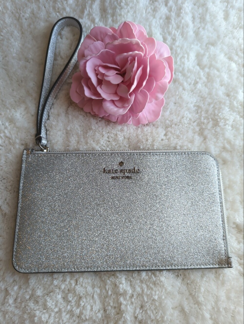 Kate Spade Silver Glitter Rare Metallic Wristlet Clutch New Without Tag Bling